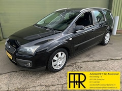 Ford Focus - 1.6 - 16V Futura