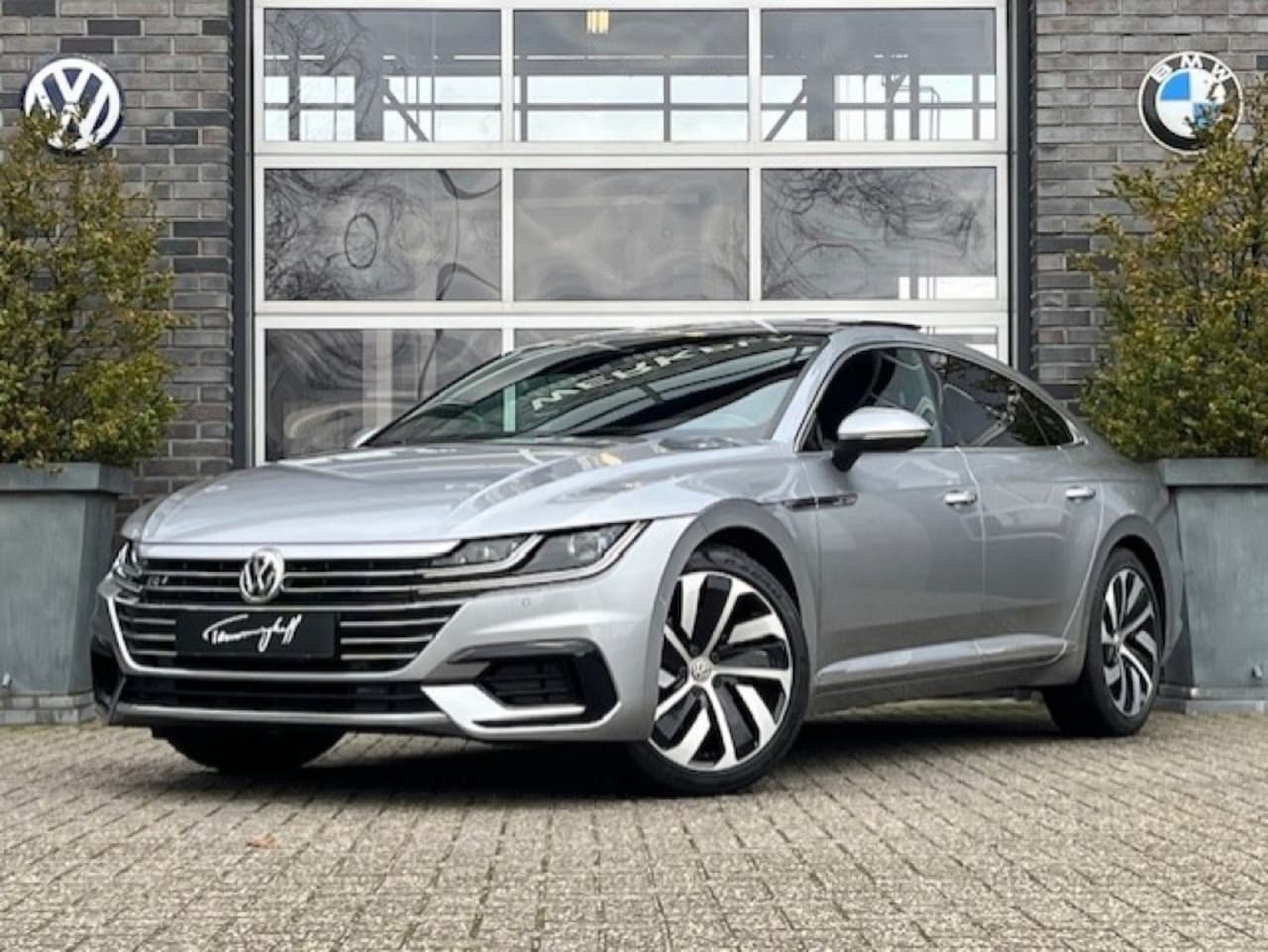 Volkswagen Arteon - 1.5 TSi 150PK R-LINE  - PANO - VIRTU - AFN. TREKH. - 19 INCH - AutoWereld.nl