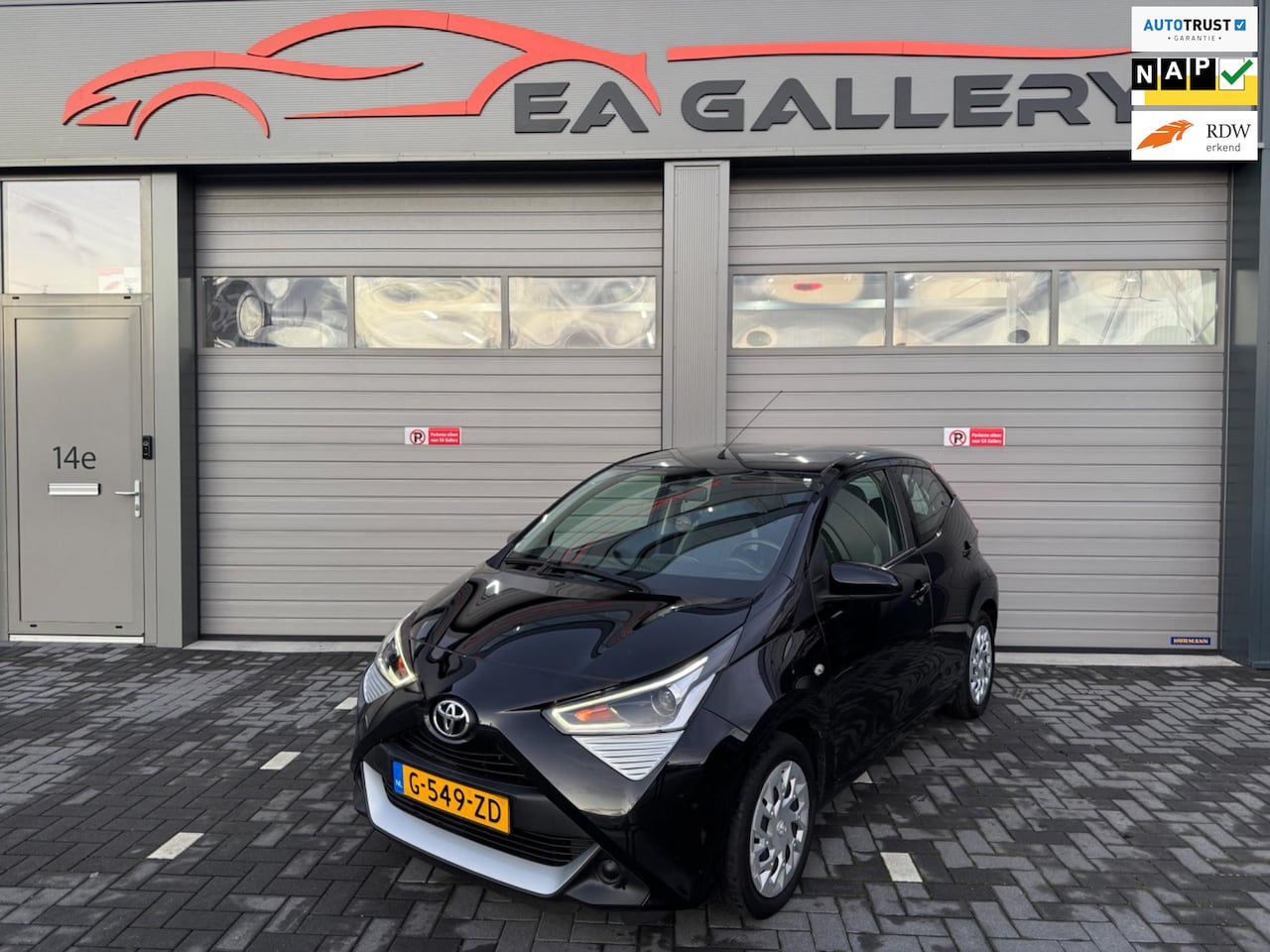 Toyota Aygo - 1.0 VVT-i x-play |Airco|camera|Automaat - AutoWereld.nl