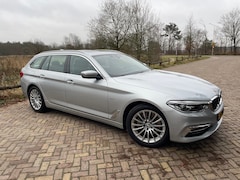 BMW 5-serie Touring - 530i High Executive Vrijwel alle opties, APK t/m jan 2027, volgende onderhoudsbeurt in jan 2027 of 30.000km