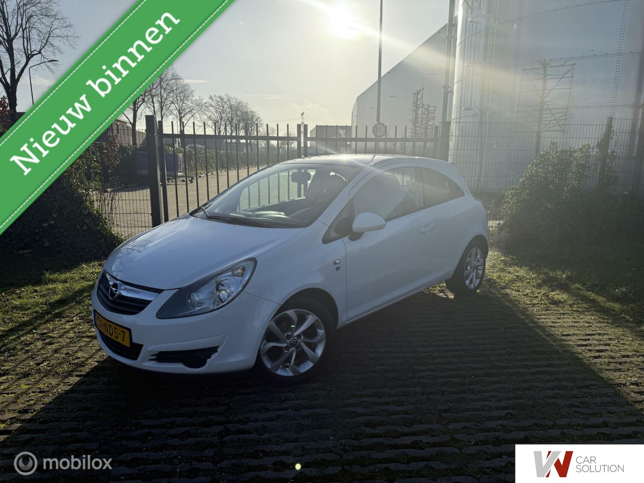 Opel Corsa - 1.2-16V Cosmo 1.2-16V Cosmo - AutoWereld.nl