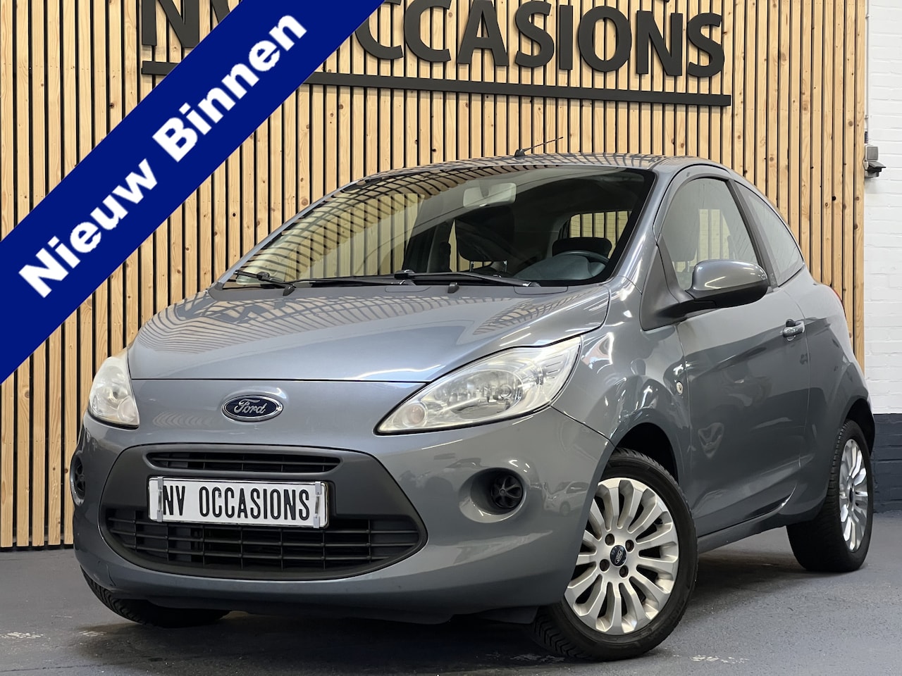 Ford Ka - 1.2 Comfort start/stop AIRCO/NAP/APK/MOOIE KLEURENCOMBINATIE - AutoWereld.nl