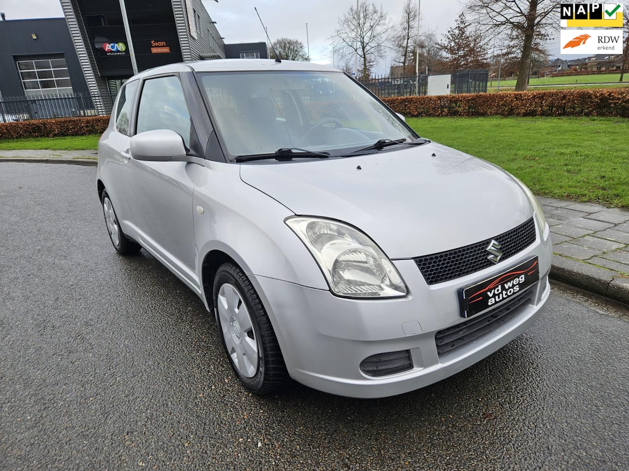 Suzuki Swift - 1.3 GLS airco zeer mooie auto - AutoWereld.nl