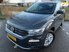 Volkswagen T-Roc - 1.0 TSI Business R-LINE*CRUISE*PARK SENSOREN*NAVI*CARPLY*APK*NAP