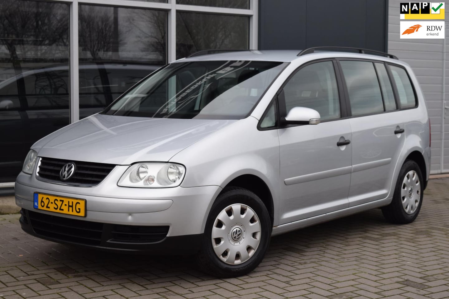 Volkswagen Touran - 1.9 TDI | Airco | Cruise | NAP + APK 12-2025 ! - AutoWereld.nl