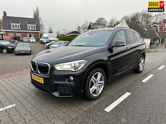 BMW X1 - XDrive25i High Executive M-Pakket, HUD, Elektrische klep, Lederen bekleding, Camera, Stoel