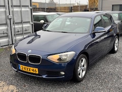 BMW 1-serie - 114i EDE Navi Airco 5Deurs Elektrisch Ramen