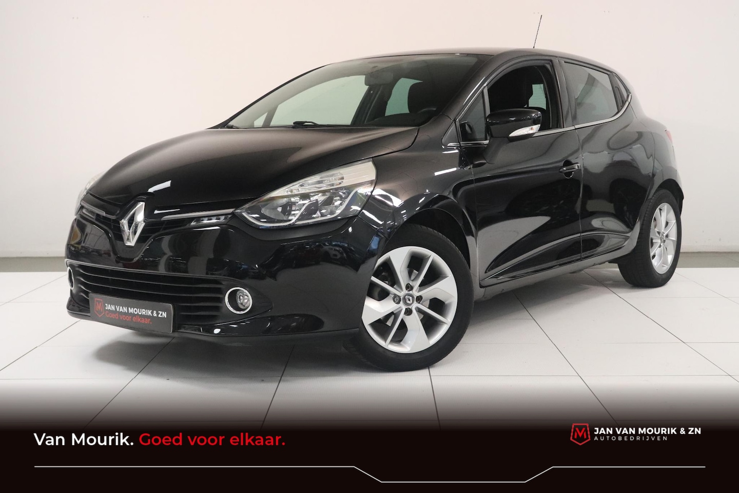 Renault Clio - TCe 90PK Night&Day | Navigatie | Parkeersensoren | Cruise Control | - AutoWereld.nl