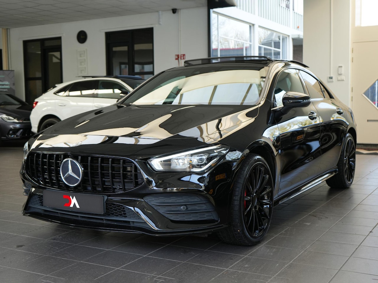 Mercedes-Benz CLA-Klasse - 250 e AMG | 45S | BURMESTER | CAMERA | SFEER - AutoWereld.nl