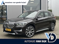 BMW X1 - sDrive20i 178pk Business Edition Plus | Head-up/Leder/Sportstoel/Navi/Camera/19-inch