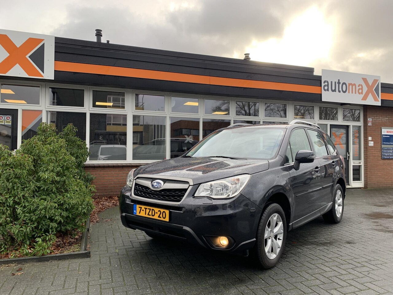 Subaru Forester - 2.0 Luxury |Garantie!|Rijklaar!|Dealer onderhouden!| - AutoWereld.nl