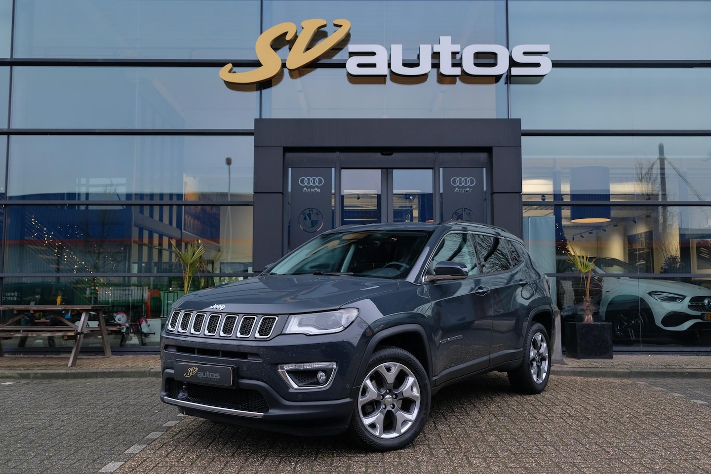 Jeep Compass - 1.4 170pk 4x4 Automaat Limited Adaptive cruise Trekhaak Stoel+stuur verwarming Bi-xenon 1/ - AutoWereld.nl