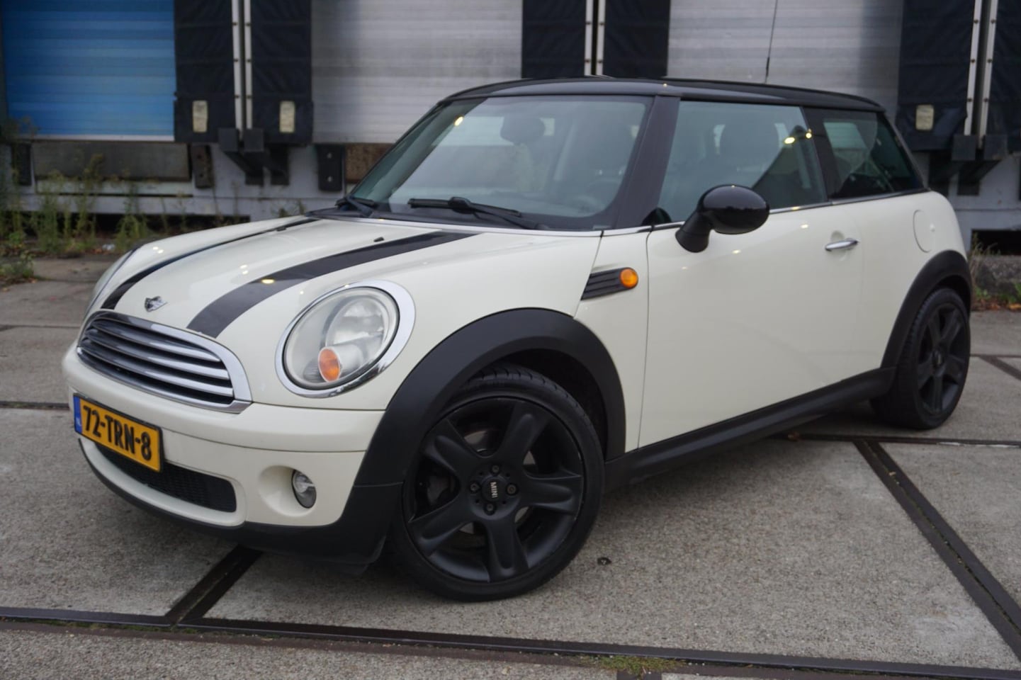 MINI Cooper - Mini 1.6 * Airco * Parrot * LM Velgen * - AutoWereld.nl