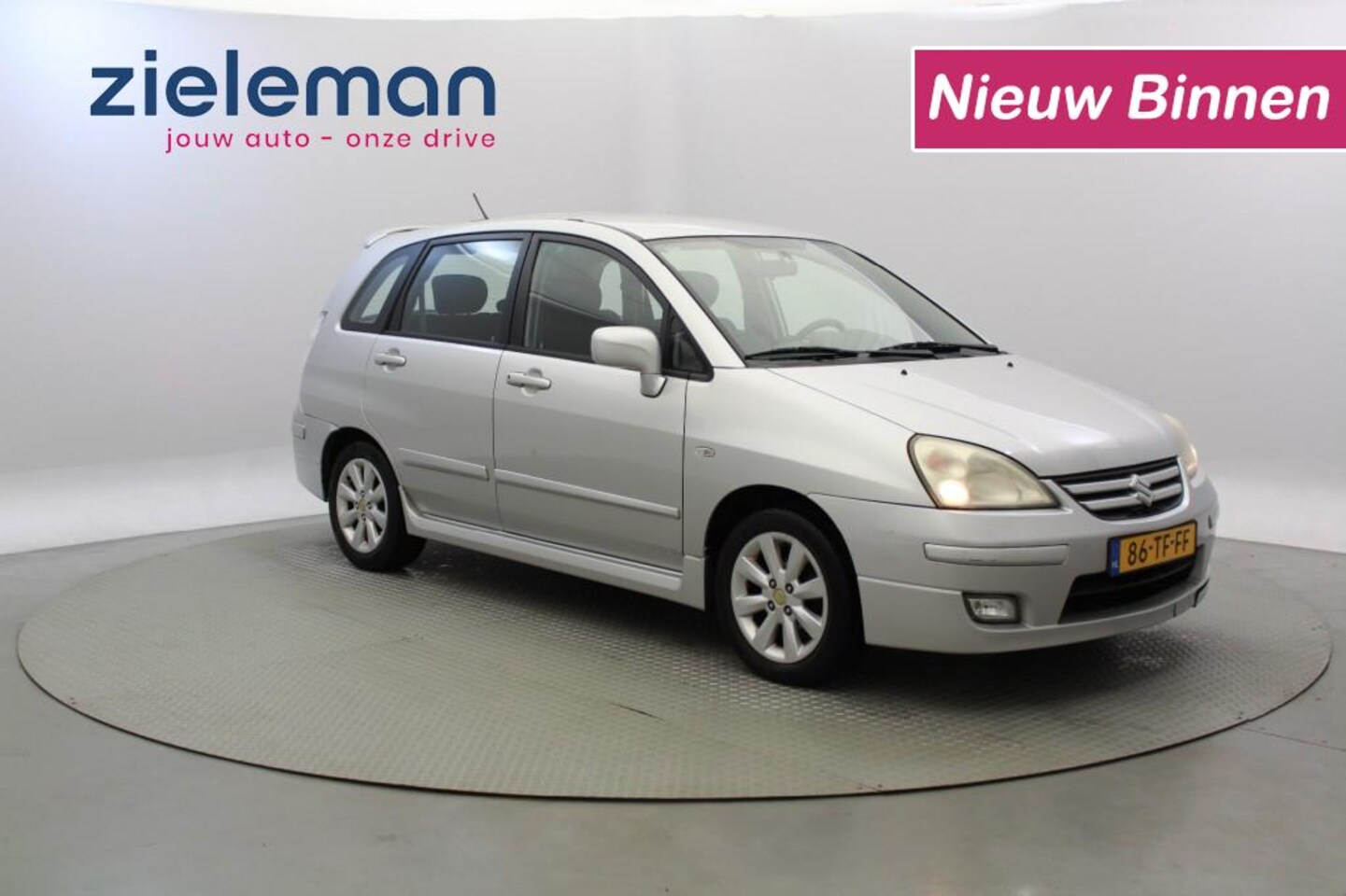 Suzuki Liana - 1.6 Exclusive - Airco - AutoWereld.nl