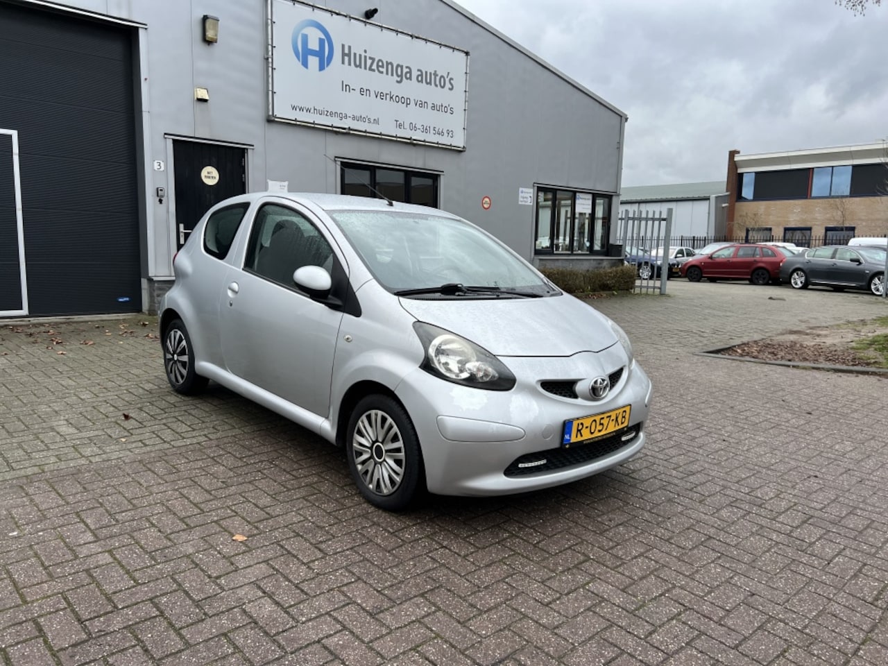 Toyota Aygo - 1.0-12V Access 1.0-12V Access - AutoWereld.nl