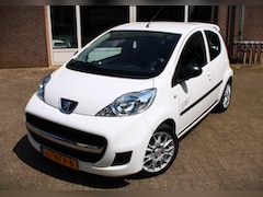 Peugeot 107 - 1.0-12V XS Nieuwe koppeling, Airco, Elektr. ramen, Verstelbaar stuur, Deurvergrendeling op