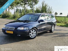 Volvo V70 - 2.4 automaat lage kilometerstand