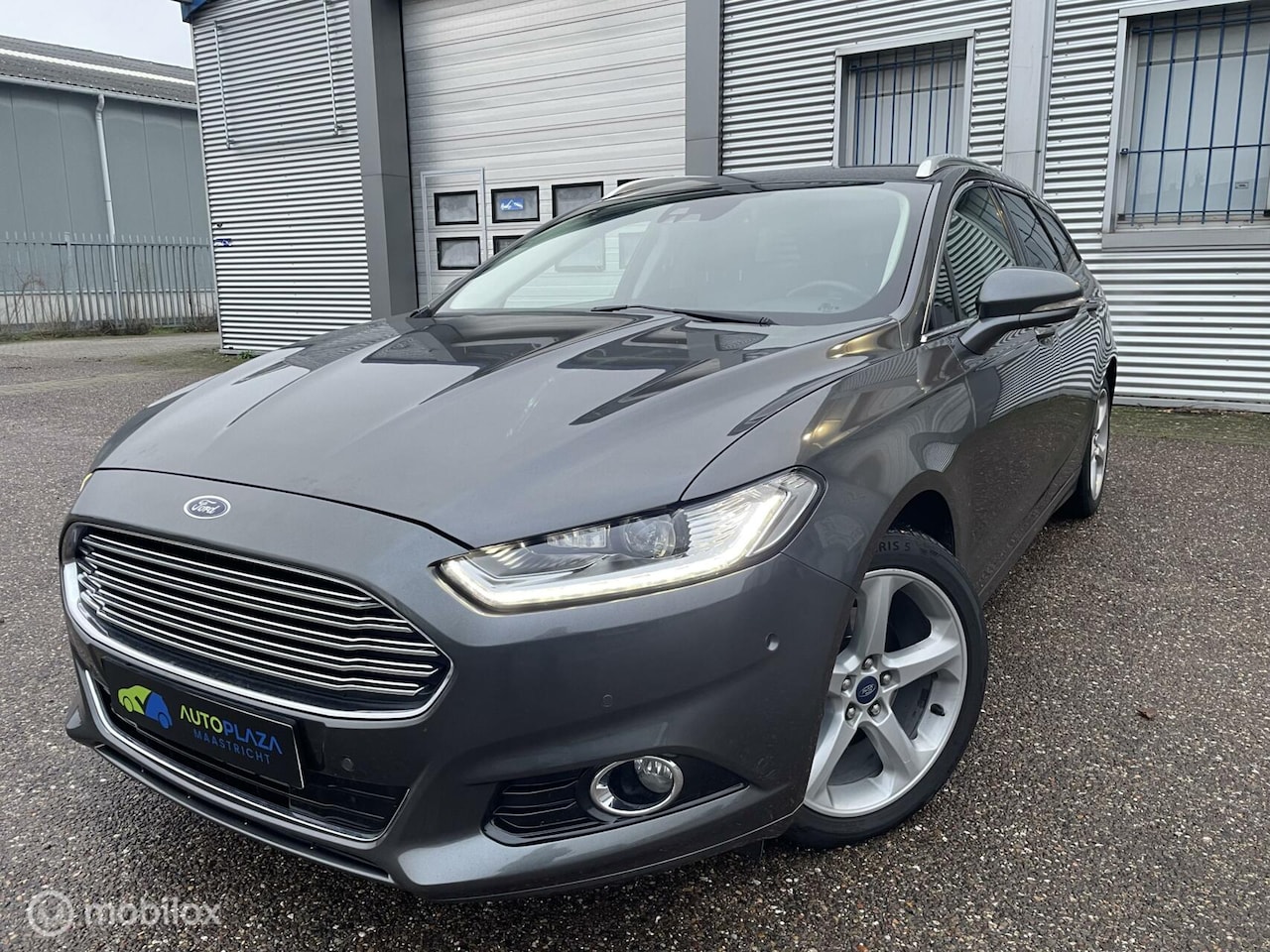 Ford Mondeo Wagon - 2.0 Titanium/1e Eig/Camera/Led/203PK/18'' - AutoWereld.nl