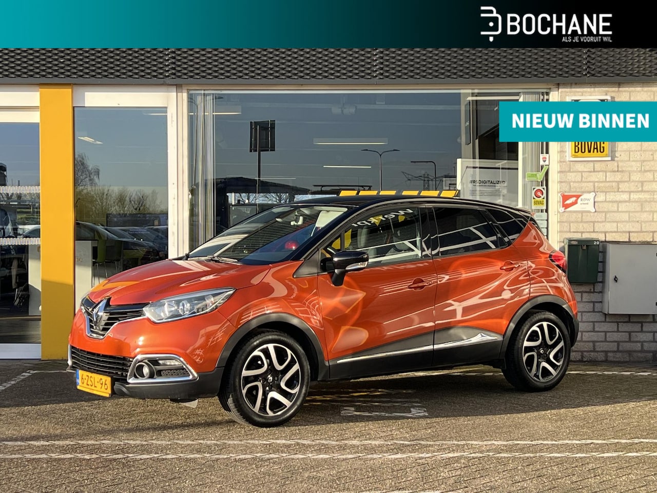 Renault Captur - 0.9 TCe Dynamique | Trekhaak | Navigatie | Parkeersensoren | Climate Control | Key-less | - AutoWereld.nl