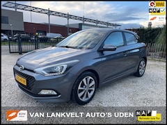 Hyundai i20 - 1.2 84pk Comfort Navi, Camera, 1e eig. Dealer onderh