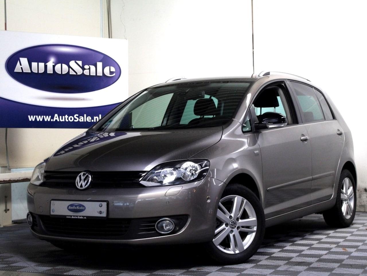 Volkswagen Golf Plus - 1.4 TSI DSG Highline 2eEIG! NAVI PDC CRUISE STOELVW '12 - AutoWereld.nl