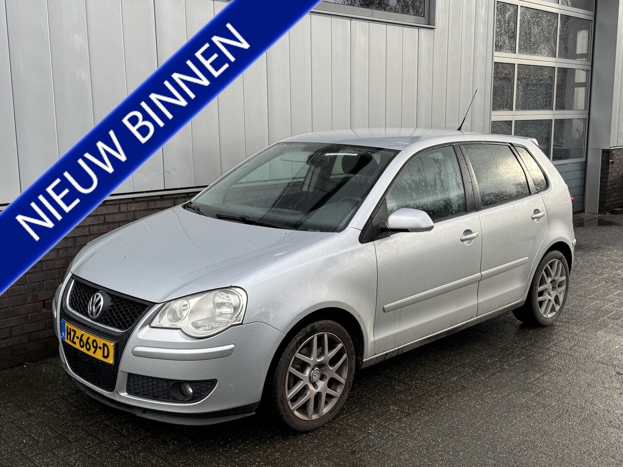 Volkswagen Polo - 1.4-16V Sportline 1.4-16V Sportline - AutoWereld.nl