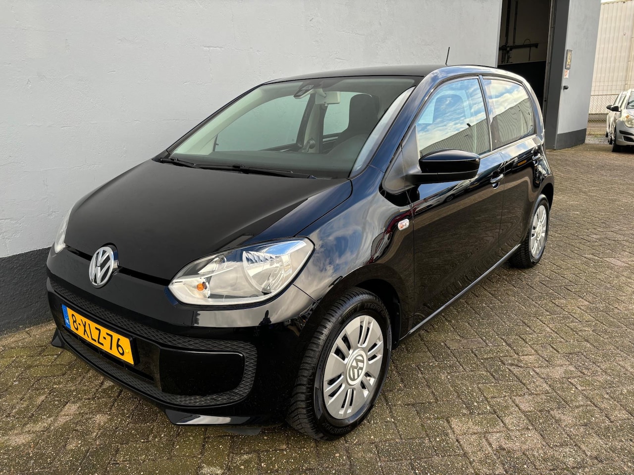 Volkswagen Up! - 1.0 move up! BlueMotion 1.0 move up! BlueMotion - AutoWereld.nl