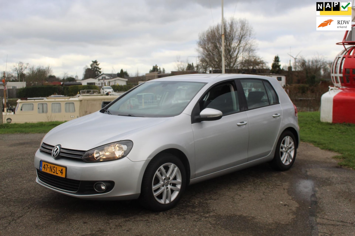 Volkswagen Golf - 1.2 TSI Highline BlueMotion *Groot MultiMedia - AutoWereld.nl