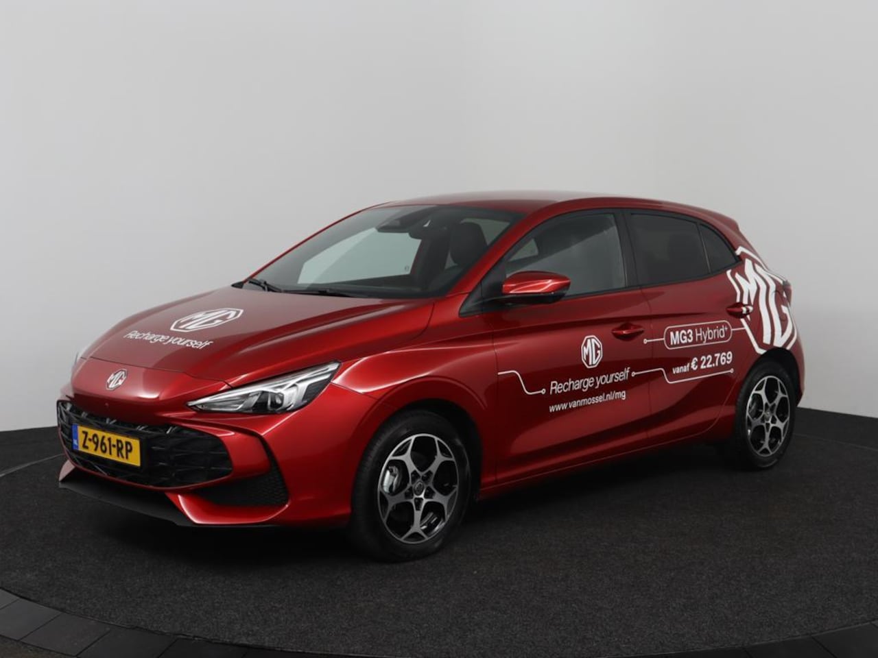 MG 3 - 1.5 Hybrid Luxury | Stuurverwarming | Stoelverwarming | 360 Graden camera | - AutoWereld.nl