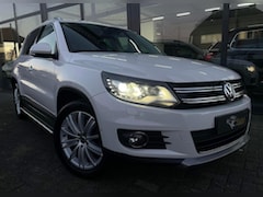 Volkswagen Tiguan - 2.0 TSI Sport&Style 4Motion