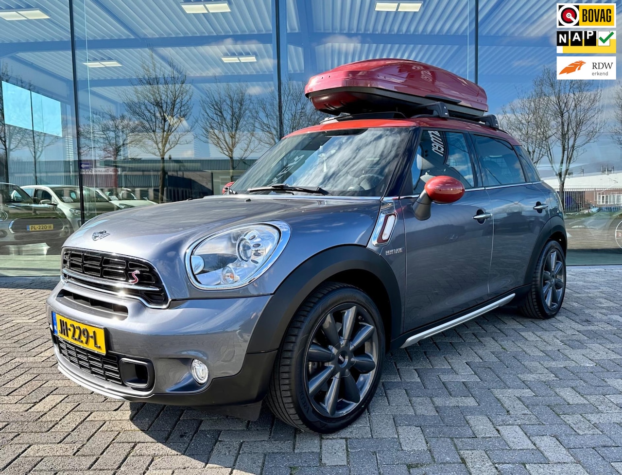 MINI Countryman - 1.6 190pk Cooper S PARK LANE, panoramadak, LED, 18 inch - AutoWereld.nl