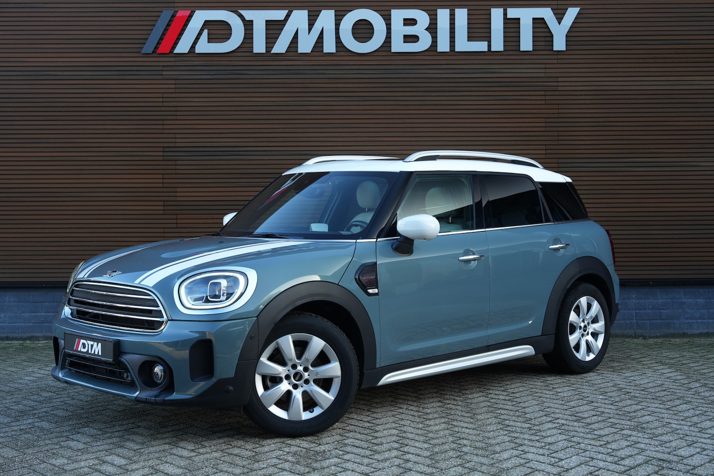 MINI Countryman - Mini 1.5 Cooper Northwood | Pano | Leder | Camera | Union Jack | AUT - AutoWereld.nl