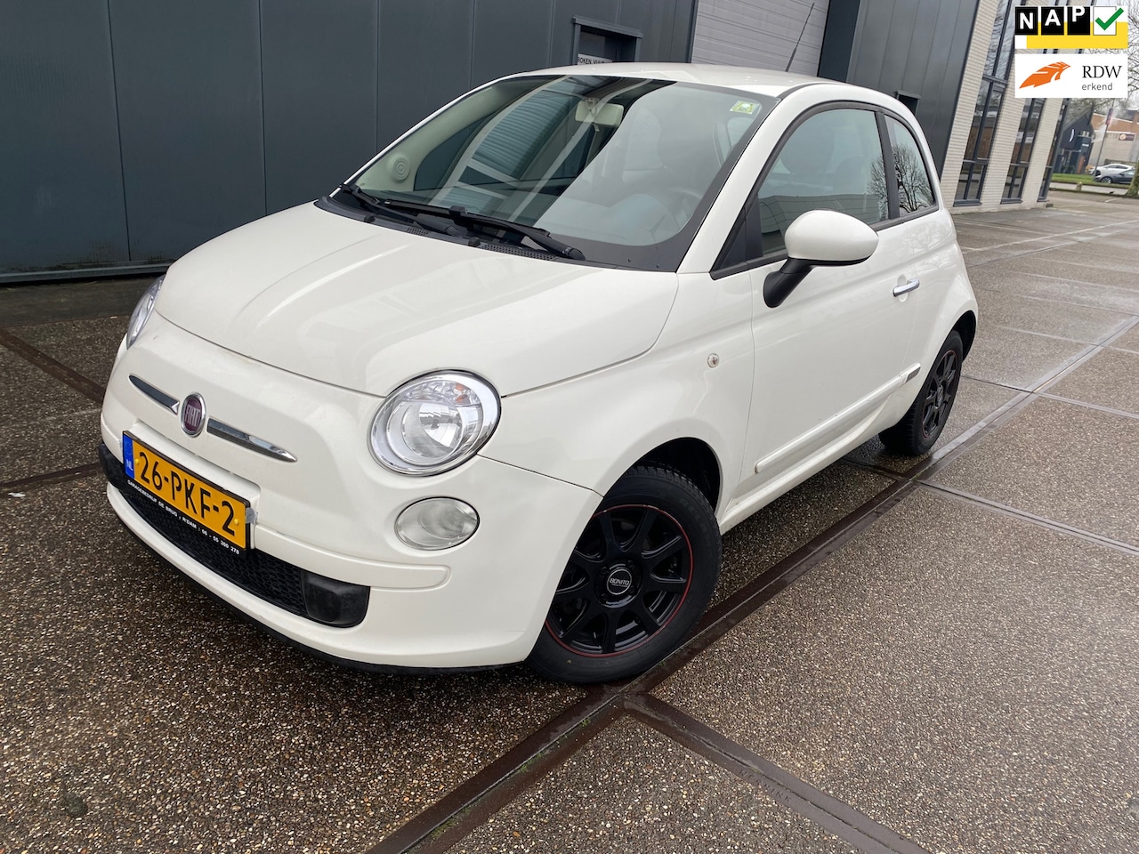 Fiat 500 - 0.9 TwinAir Pop / 1 JAAR APK / BOEKJES / MOTOR 100%/ ZUINIG AUTO!!! - AutoWereld.nl