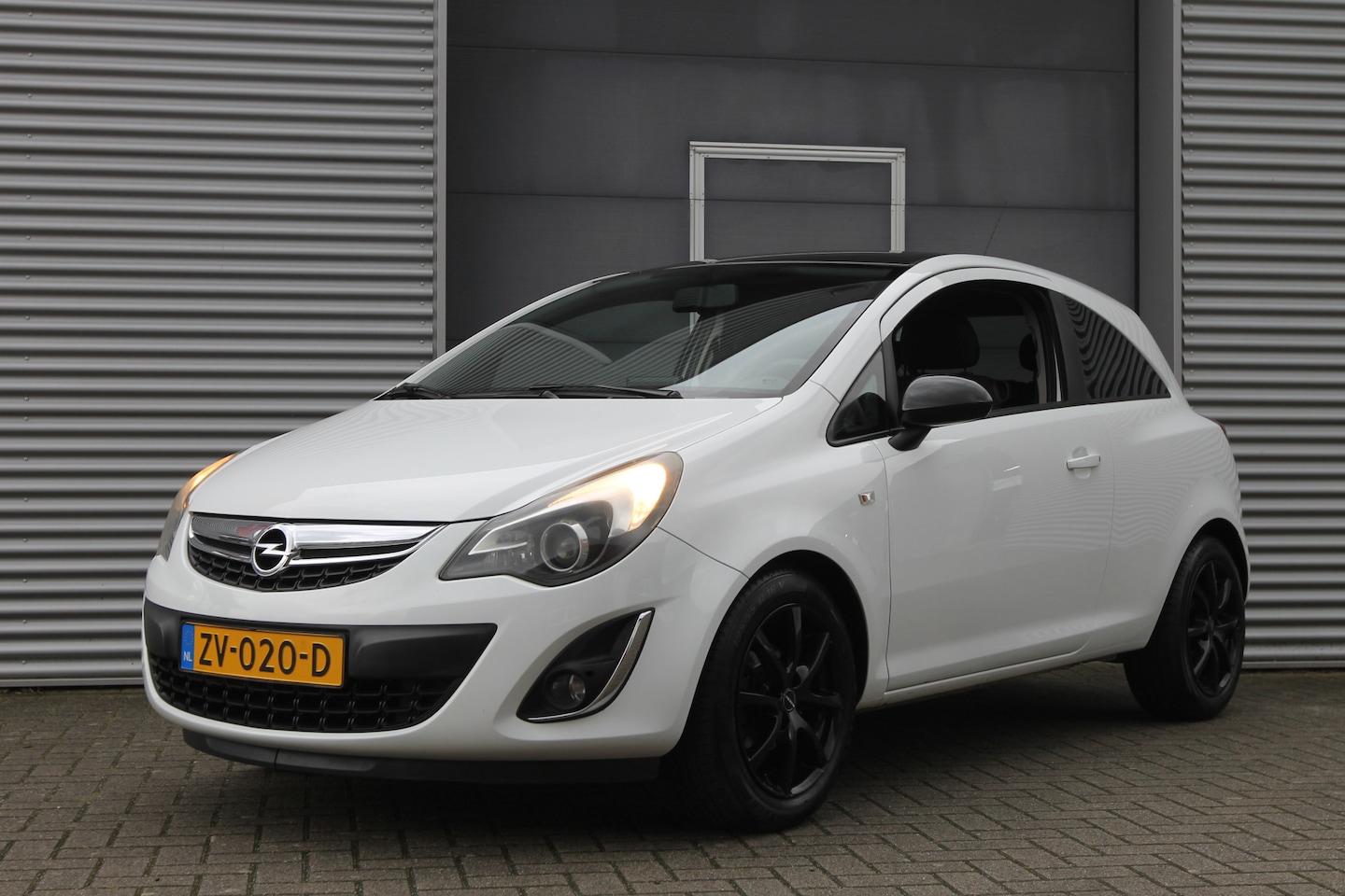 Opel Corsa - 1.4-16V Edition I CARPLAY - AutoWereld.nl