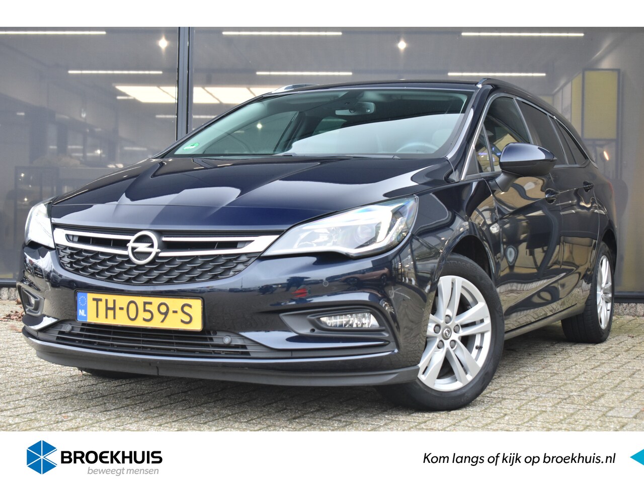 Opel Astra Sports Tourer - 1.4 Online Edition 150pk | Trekhaak | Navigatie | AGR-Comfortstoelen | Parkeersensoren | D - AutoWereld.nl