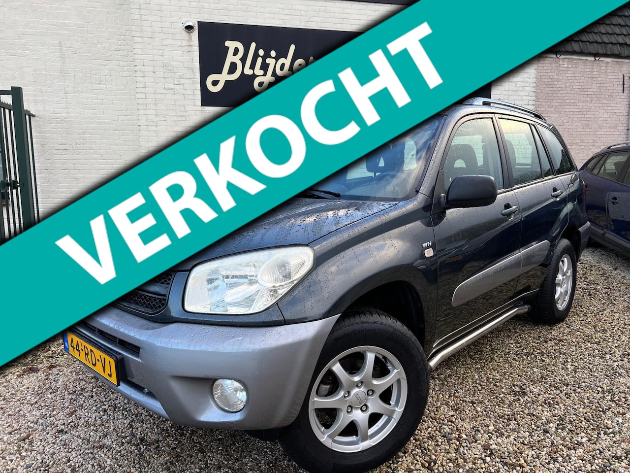 Toyota RAV4 - 2.0-16V VVT-i Luna 4WD 4X4 | 5Drs | Airco | Trekhaak - AutoWereld.nl