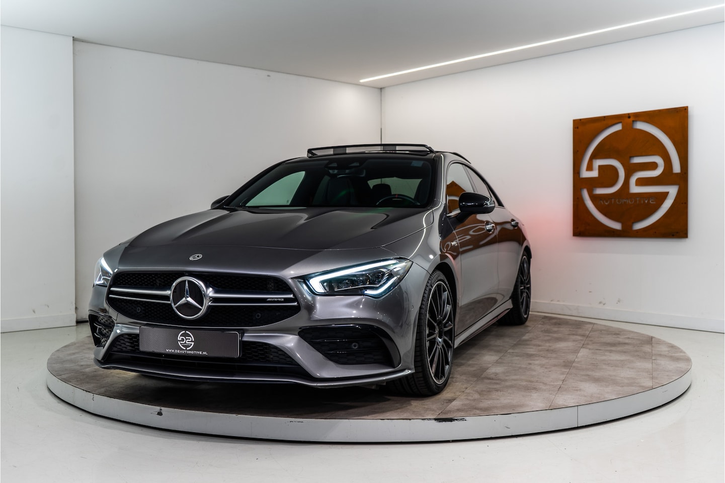 Mercedes-Benz CLA-Klasse - AMG 35 4MATIC Premium+ 306PK | Pano | Sfeer | Burmester | Kuipstoelen&Memory | VOL! 12 MND - AutoWereld.nl