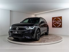 Volkswagen Tiguan - 1.4 TSI eHybrid 2x R-Line 266PK | Black | Pano | Sfeer | Virtual | IQ | 12 MND Garantie