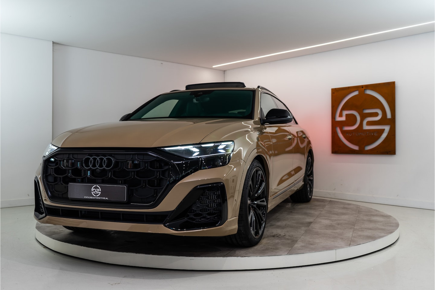 Audi Q8 - 60 TFSI E Quattro S-Edition Competition 490PK FACELIFT | NIEUW OP VOORRAAD | 5 Jaar Garant - AutoWereld.nl