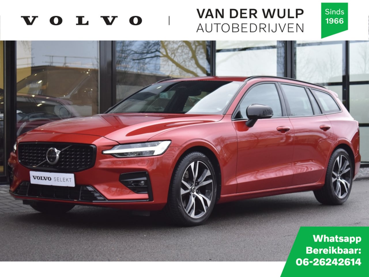 Volvo V60 - B3 163pk Plus Dark | Trekhaak | Harman Kardon | Climate - AutoWereld.nl