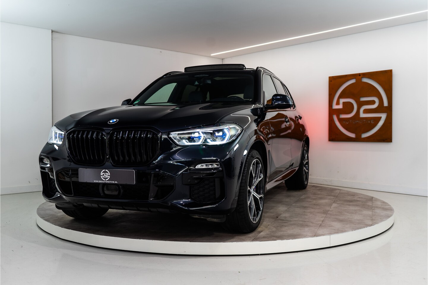 BMW X5 - xDrive45e High Executive M-Sport 399PK | Pano | Sfeer | Trekhaak | 360 | Harman/Kardon | V - AutoWereld.nl