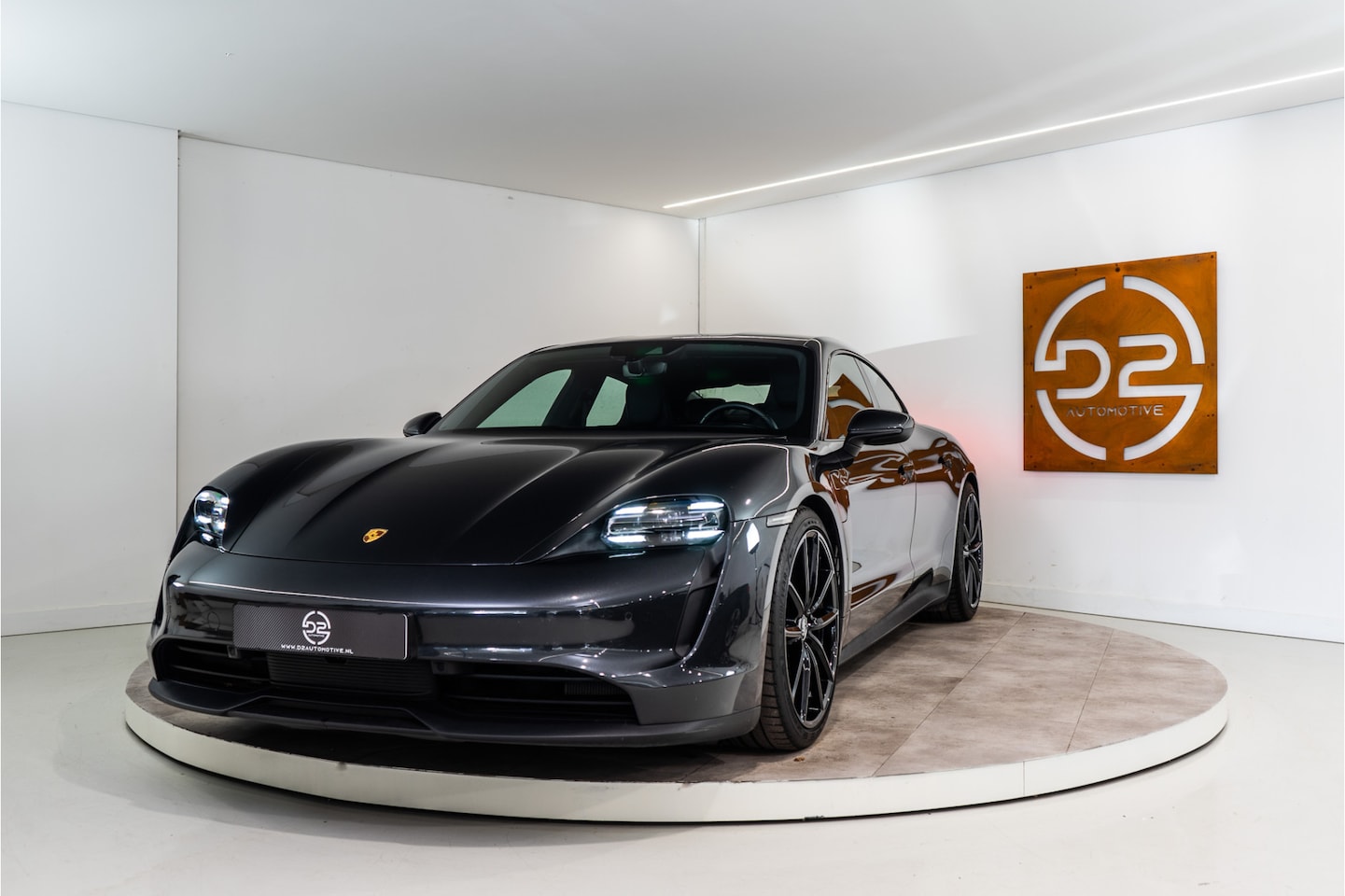 Porsche Taycan - 4S Performance 84 kWh 490PK | NL AUTO | Massage | Luchtvering | Carplay | 12 MND Garantie - AutoWereld.nl