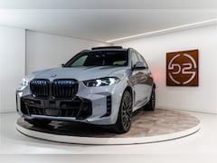 BMW X5 - xDrive50e M-Sport Pro 489PK | Laser | Pano | Glow | Trekhaak | Harman/Kardon | VOL Fabriek