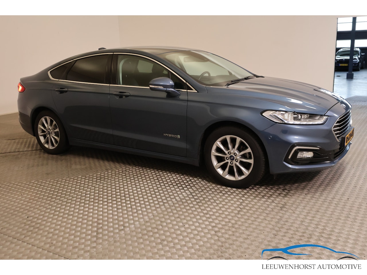 Ford Mondeo - 2.0 IVCT HEV Vignale 2.0 IVCT HEV Vignale, clima, cruise, camera, leer, Apple, NL-dealerauto - AutoWereld.nl