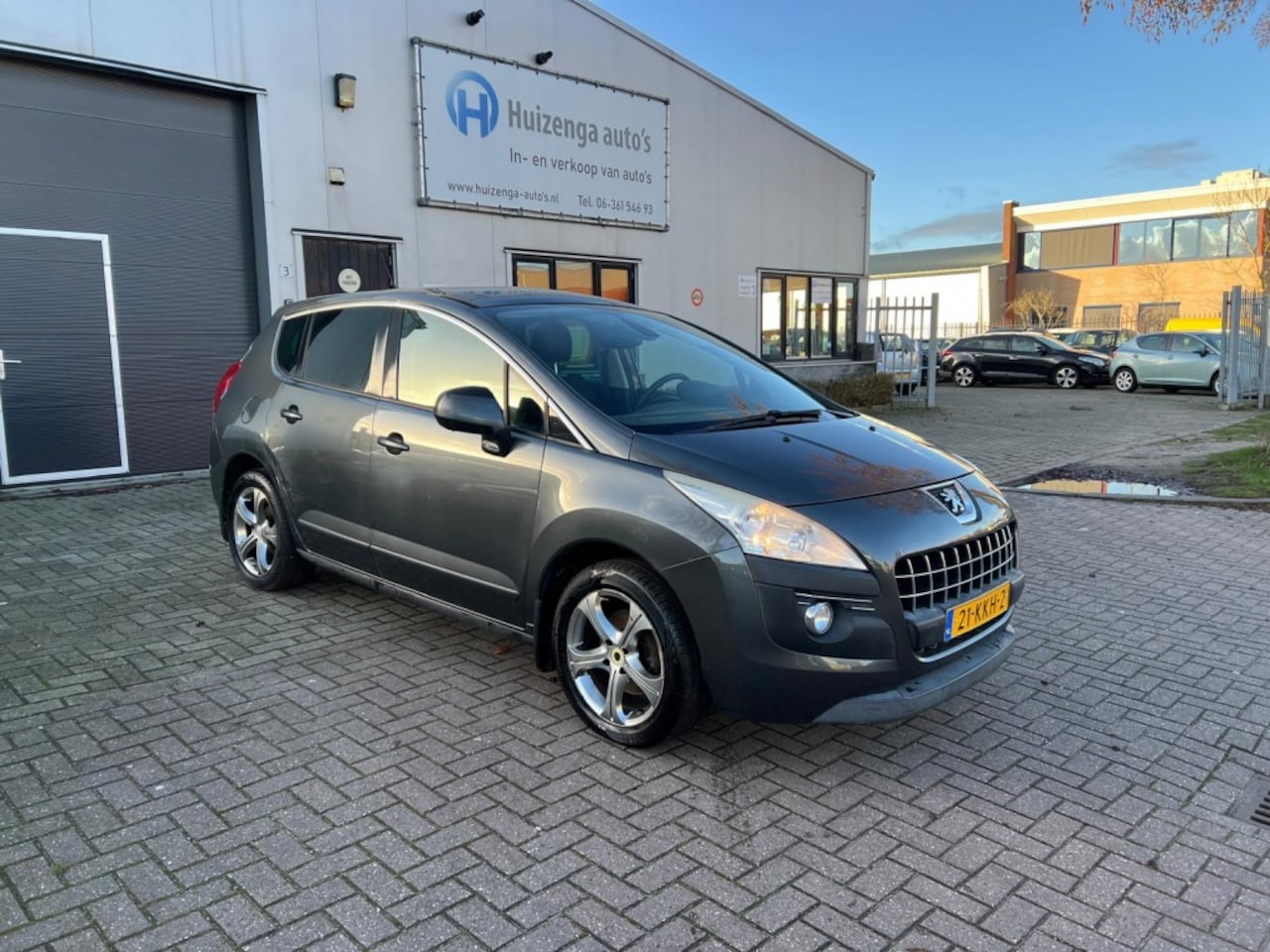 Peugeot 3008 - |Diverse Schades| 1.6 THP Première - AutoWereld.nl