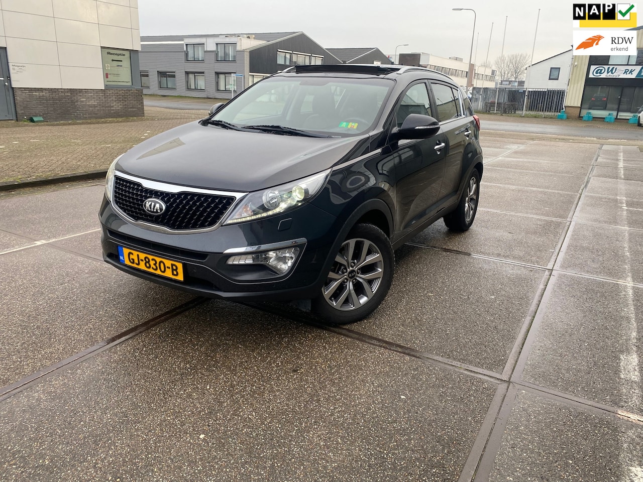 Kia Sportage - 1.6 GDI ExecutiveLine/5drs/nap/1jaar apk/ dealeronderhouden/ volle opties! - AutoWereld.nl