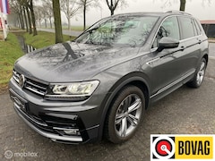 Volkswagen Tiguan - 1.5 TSI DSG I R-Line I Leder I Navigatie I