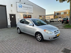 Hyundai Accent - 1.4i Dynamic| AIRCO| EXPORT