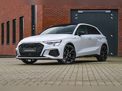 Audi A3 Sportback - 45 TFSI e S edition Competition | S-zetels | Rood stiksel | B&O | Pano