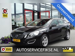 Volvo V60 - 2.0T AUTOMAAT MOMENTUM STOELVERWARMING TREKHAAK